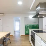 Rent 2 bedroom apartment of 75 m² in valencia