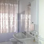 Rent 2 bedroom apartment of 65 m² in Roma