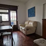 Rent a room of 75 m² in Lisbon