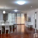 Rent 2 bedroom house of 92 m² in Bangkok