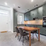 Rent 2 bedroom apartment of 95 m² in Budapest