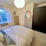 Rent 3 bedroom apartment in Newport