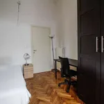 Rent a room of 240 m² in turin