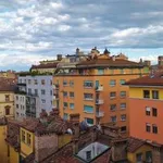 Rent 5 bedroom apartment of 130 m² in Bologna