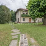 Rent 5 bedroom house of 210 m² in Torino