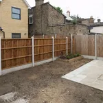 Rent 4 bedroom house in London