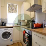 Rent 1 bedroom house in Leeds