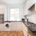 Rent 2 bedroom flat in London