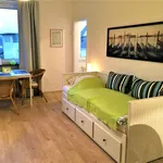 Rent 1 bedroom apartment of 35 m² in Dusseldorf