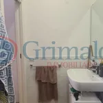 Rent 2 bedroom apartment of 50 m² in Napoli