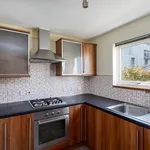 Rent 3 bedroom flat in Edinburgh  East