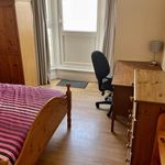 Rent 6 bedroom flat in Wales