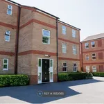 Flat to rent in Newport Pagnell Road, Northampton NN4