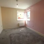 Rent 2 bedroom flat of 56 m² in Gloucester