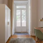 Rent a room in lisbon