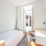 Rent a room in lisbon