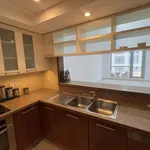 Rent 1 bedroom apartment of 75 m² in Dubai