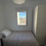 Rent 4 bedroom apartment in Madrid