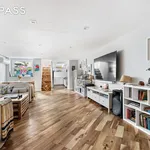 Rent 2 bedroom apartment in Brooklyn