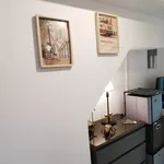 Rent 1 bedroom apartment of 40 m² in Lisbon