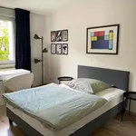 Rent a room of 80 m² in Frankfurt am Main