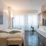 Rent 2 bedroom apartment of 75 m² in Milano