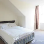 Rent 5 bedroom flat in Dundee