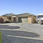 Rent 3 bedroom house in tasman