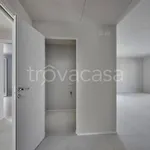 Rent 3 bedroom apartment of 111 m² in Lecco