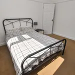 Rent 3 bedroom house in Trafford