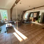 Appartement de 145 m² avec 5 chambre(s) en location à DIJONT