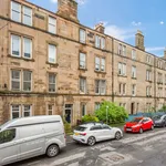 Rent 4 bedroom apartment of 27 m² in Edinburgh