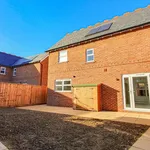 Rent 3 bedroom apartment in East Hertfordshire