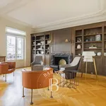 Rent 6 bedroom apartment of 312 m² in Paris