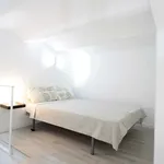 Rent 1 bedroom apartment of 29 m² in Madrid