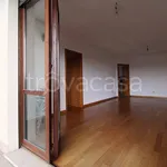 Rent 3 bedroom apartment of 85 m² in Cantù