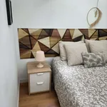 Alquilo 4 dormitorio apartamento de 30 m² en Madrid