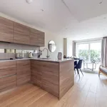 Rent 2 bedroom apartment of 72 m² in london