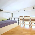 Rent 2 bedroom apartment of 71 m² in Roma