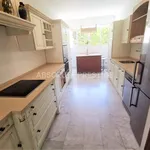 Rent 4 bedroom house of 250 m² in Marbella