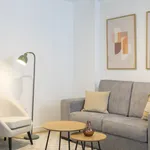 Rent 4 bedroom apartment of 56 m² in Málaga