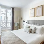 Appartement de 592 m² avec 1 chambre(s) en location à Paris