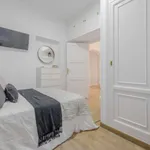 Rent a room of 120 m² in madrid