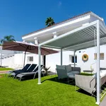 Rent 3 bedroom house of 1200 m² in Marbella