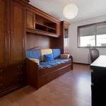 Rent 3 bedroom apartment in Porto