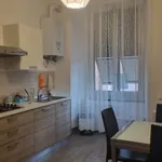 Rent 8 bedroom apartment of 150 m² in Genova