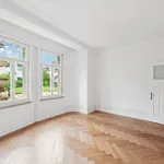 Miete 6 Schlafzimmer wohnung von 159 m² in Zurich