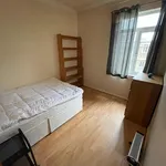 Rent 2 bedroom flat in Edinburgh