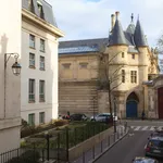 Rent 1 bedroom apartment of 107 m² in Paris