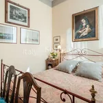 Rent 7 bedroom apartment of 160 m² in Lucca